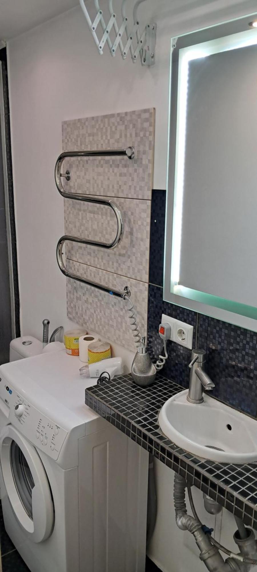 Studio Apartments In Center New 5 Floor Без Ліфту Ivano-Frankivsk Room photo