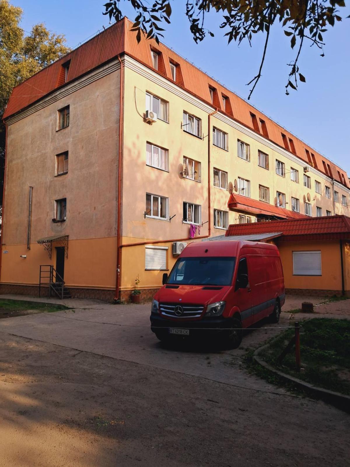 Studio Apartments In Center New 5 Floor Без Ліфту Ivano-Frankivsk Exterior photo